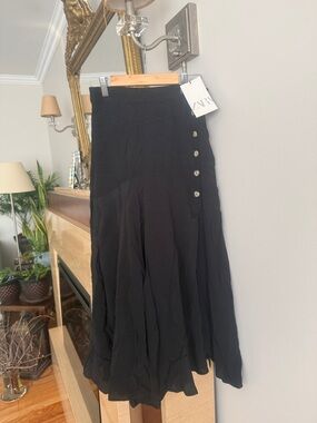 Zara Black Button-Detail Maxi Skirt